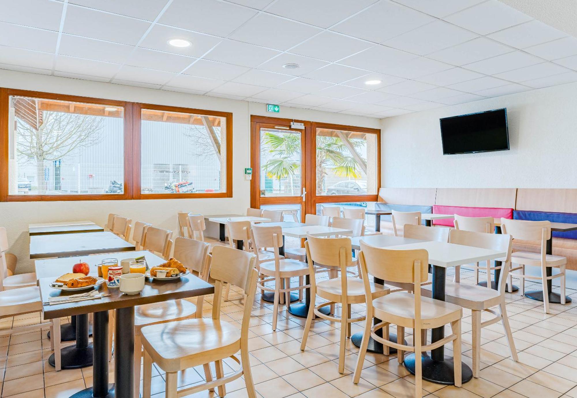 B&B Hotel Châtellerault Zewnętrze zdjęcie