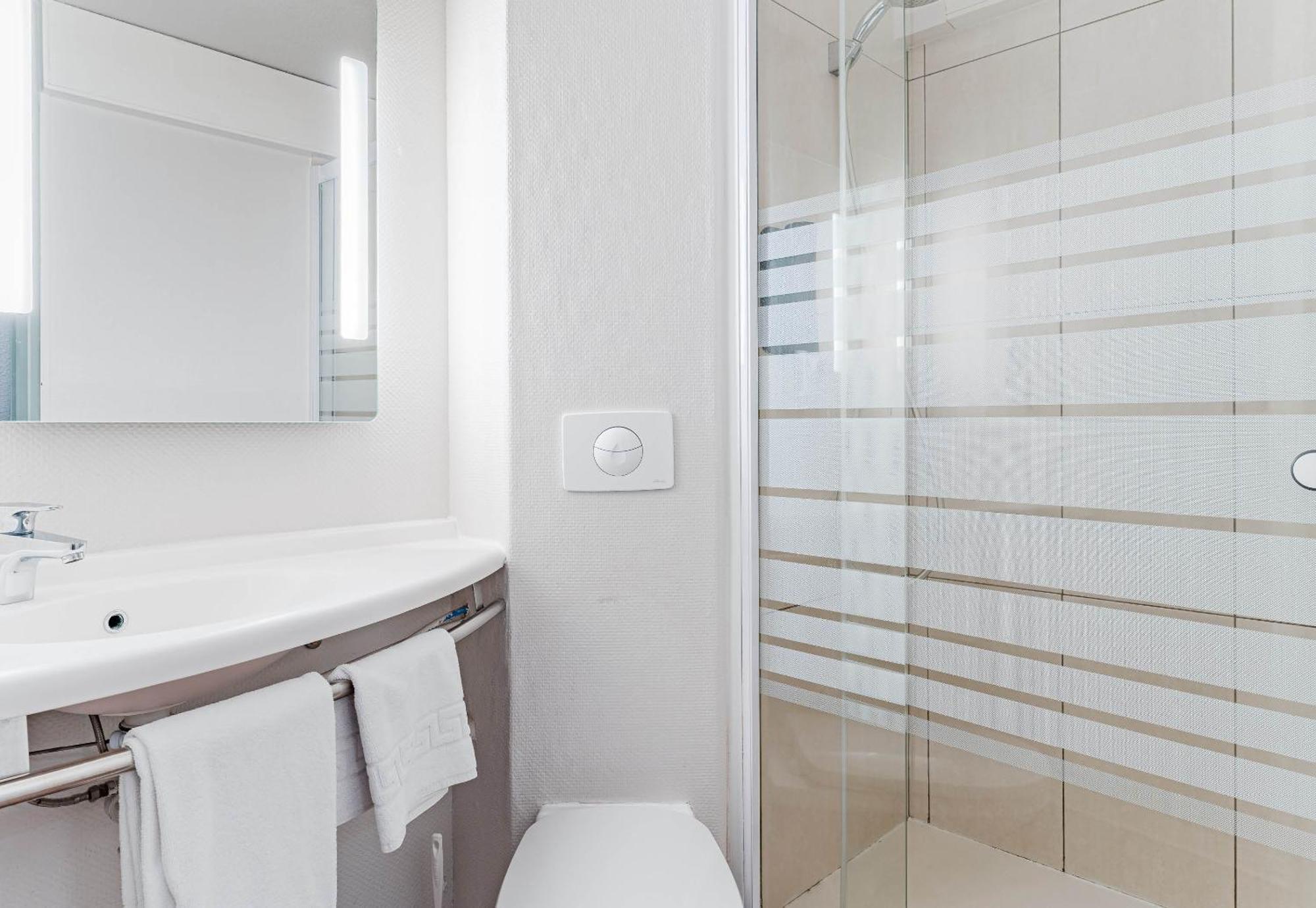 B&B Hotel Châtellerault Zewnętrze zdjęcie