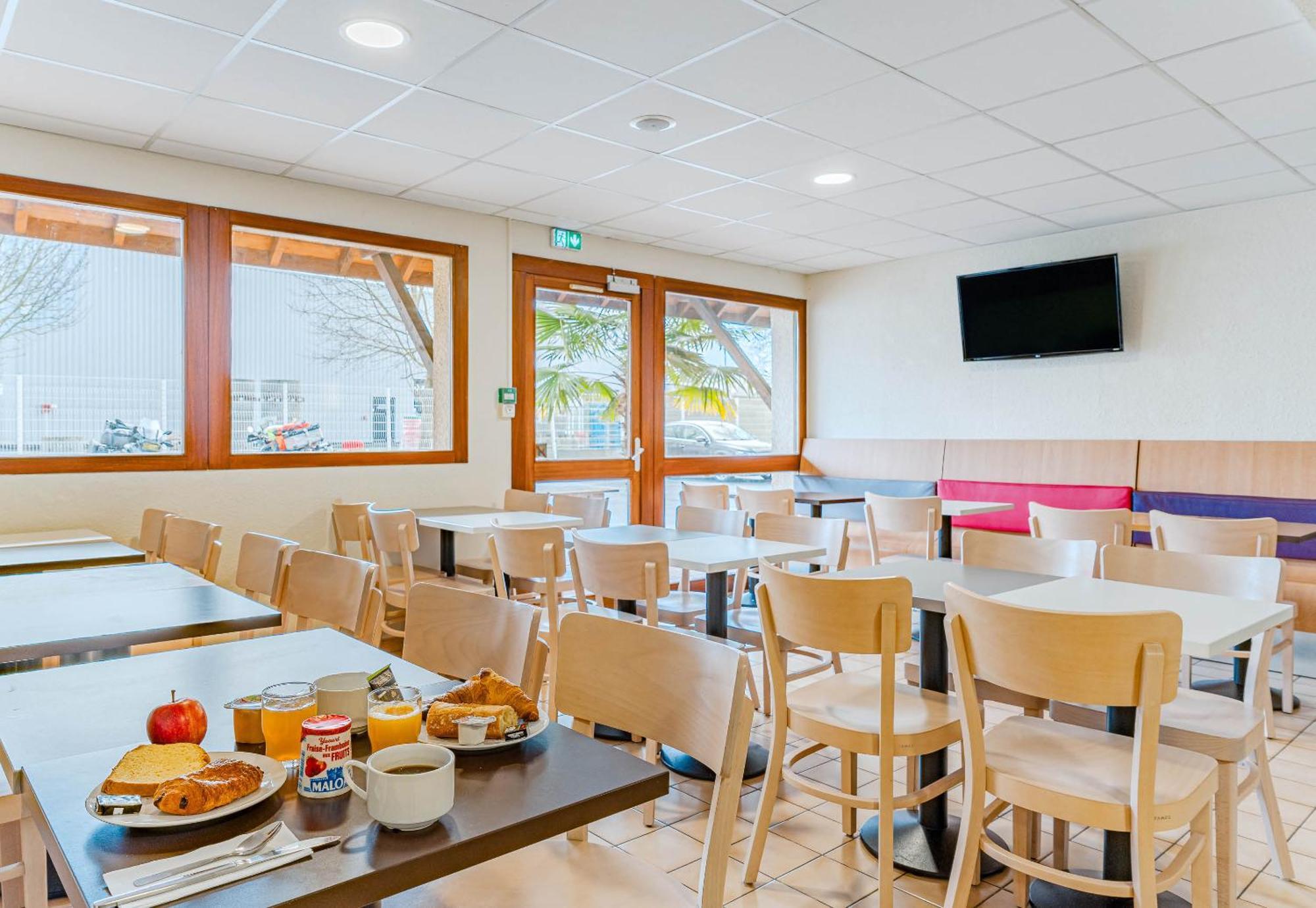 B&B Hotel Châtellerault Zewnętrze zdjęcie