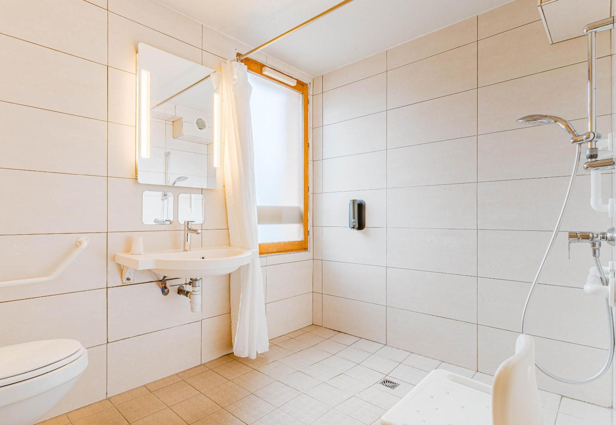 B&B Hotel Châtellerault Zewnętrze zdjęcie