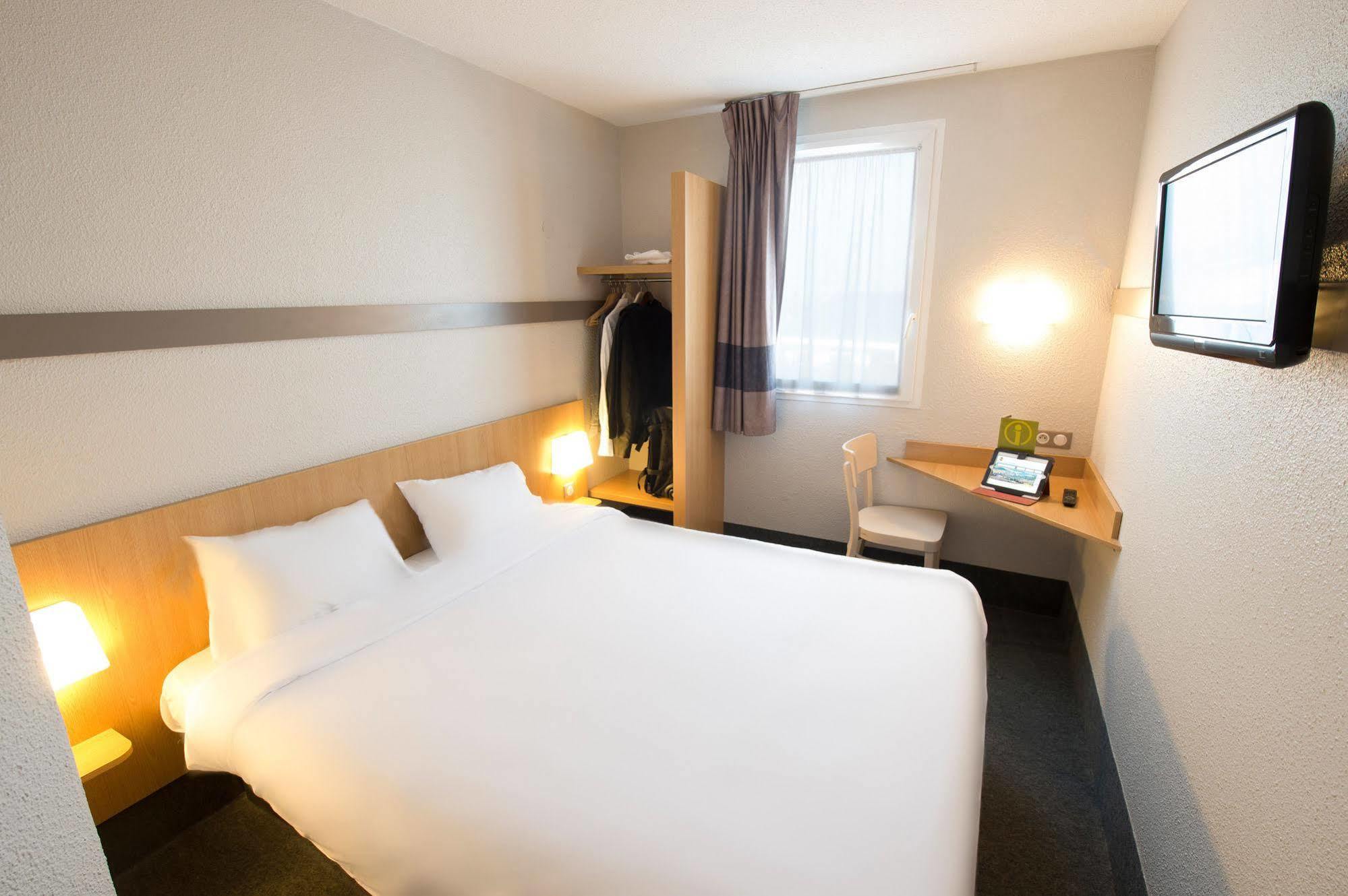 B&B Hotel Châtellerault Zewnętrze zdjęcie