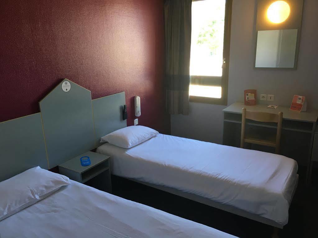 B&B Hotel Châtellerault Zewnętrze zdjęcie